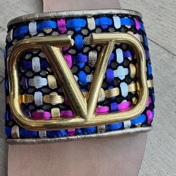 VALENTINO GARAVANI Sandals 5mm V logo Cotton Flats size 7 Multicolored Authentic - Picture 7 of 8